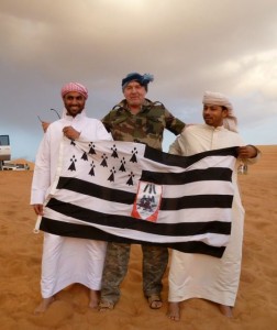 drapeauKV_desert_de_Dubai_YBT_Hassan_Ali_dec2010